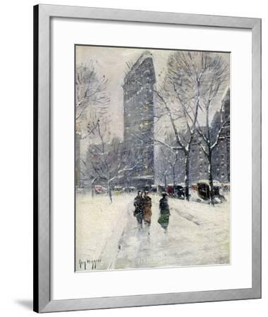 New York: Flatiron, 1919 Giclee Print by Guy Wiggins | Art.com