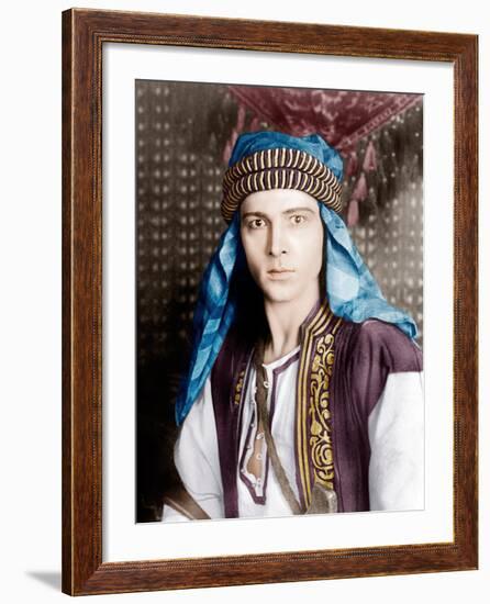 THE SHEIK, Rudolph Valentino, 1921-null-Framed Photo