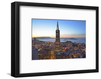 From Hotel Mandarin Oriental Towards Transamerica Pyramid And Coit