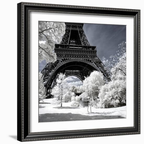 Another Look - Paris-Philippe Hugonnard-Framed Photographic Print