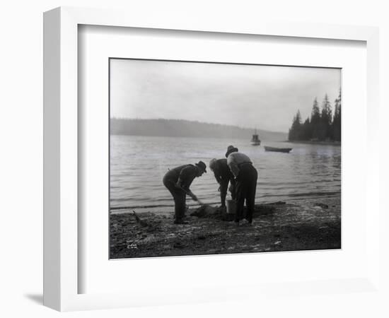 Clam Digging, 1915-null-Framed Giclee Print