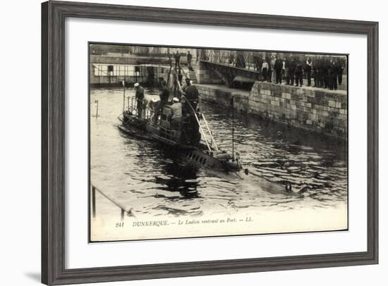 U Boot Dunkerque Beim Einlauf in Den Hafen-null-Framed Giclee Print