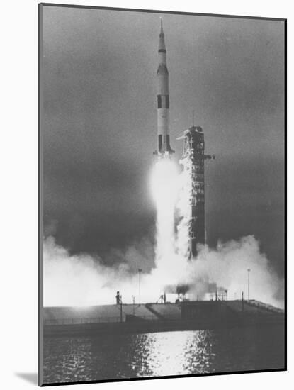 U.S. Saturn Apollo 9 Liftoff-null-Mounted Photographic Print