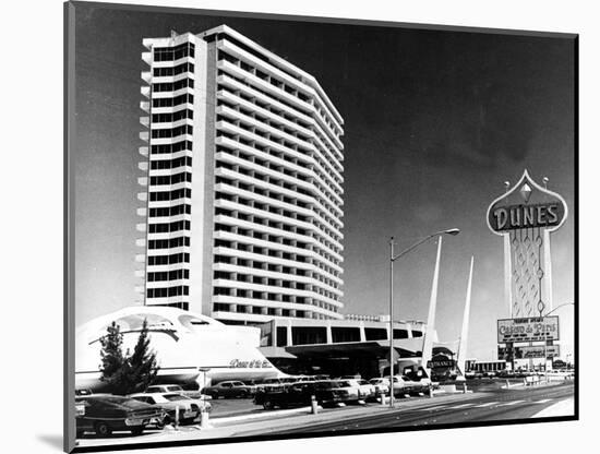 U.S. Vegas Dunes Hotel-null-Mounted Photographic Print