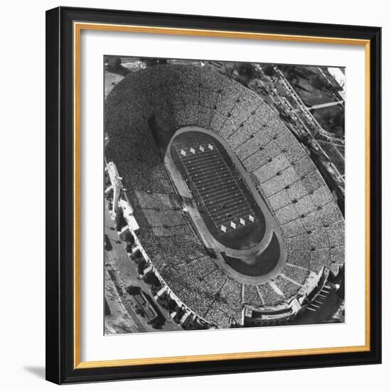 UCLA-USC Football Game-Loomis Dean-Framed Photographic Print