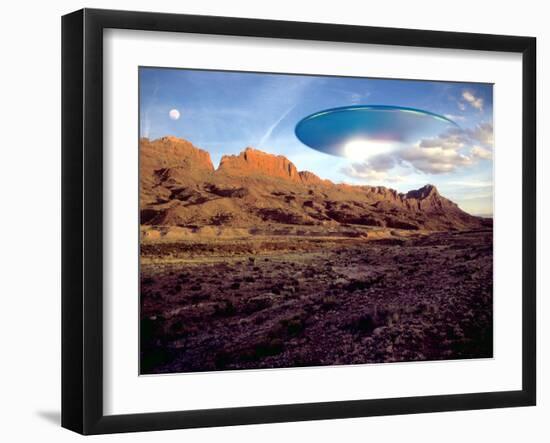 UFO-Detlev Van Ravenswaay-Framed Photographic Print