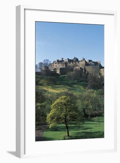 UK, Scotland, Edinburgh, Castle and Princes Street Gardens-null-Framed Giclee Print