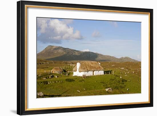 Uk, Scotland, Outer Hebrides-John Warburton-lee-Framed Photographic Print