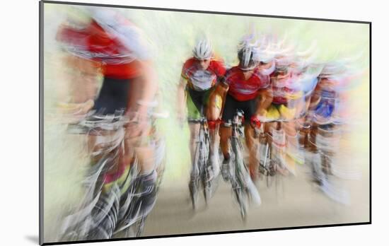 Ultimo Giro #2-Lou Urlings-Mounted Giclee Print