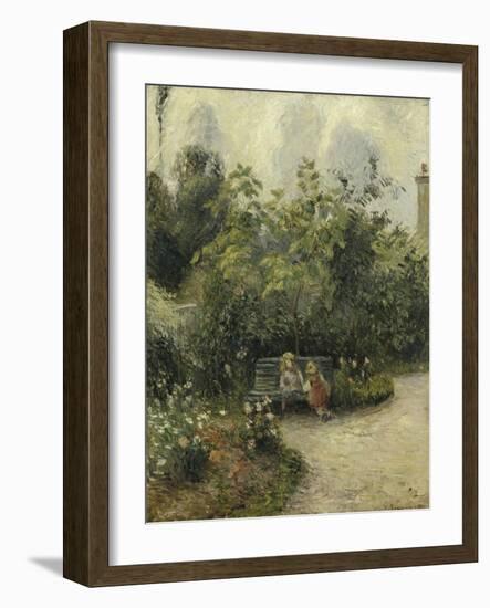 Un coin de jardin à L'Hermitage (le jardin des Mathurins)-Camille Pissarro-Framed Giclee Print