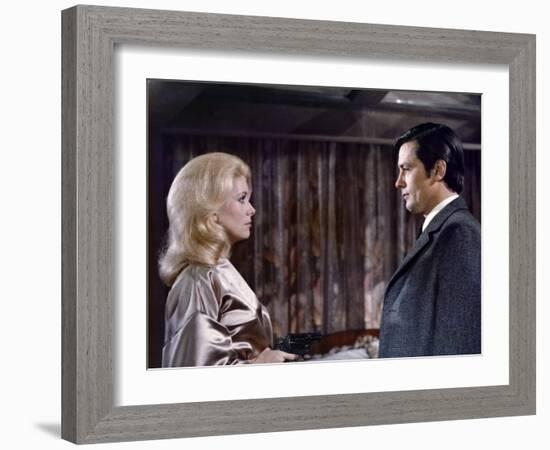 Un Flic by JeanPierreMelville with Catherine Deneuve and Alain Delon, 1972 (photo)-null-Framed Photo