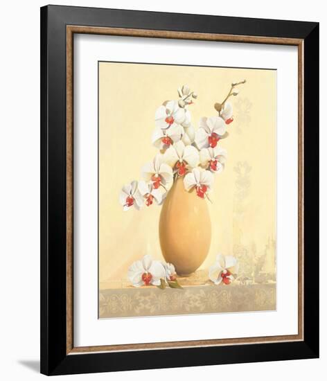 Un Vase Blanc-Gerard Beauvoir-Framed Art Print