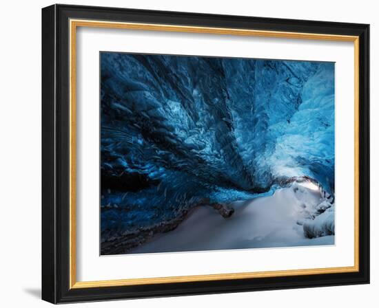 Una grieta azul.-Juan Pablo de-Framed Photographic Print