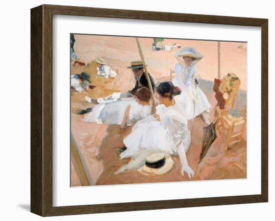 Under the awning, on the Beach at Zarautz. 1905-Joaquin Sorolla-Framed Giclee Print