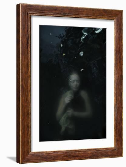 Under the surface, 2016-Elinleticia H?gabo-Framed Giclee Print