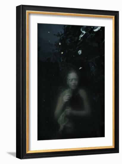 Under the surface, 2016-Elinleticia H?gabo-Framed Giclee Print