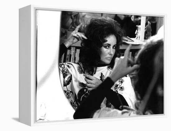 Une Belle Tigresse ZEE & CO by Brian Hutton with Elizabeth Taylor, 1972 (b/w photo)-null-Framed Stretched Canvas