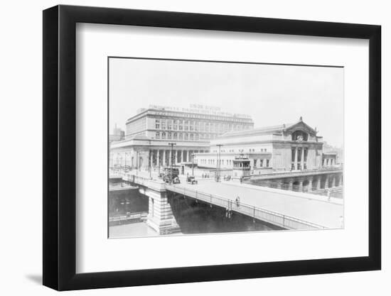 Union Station in Chicago-null-Framed Photographic Print