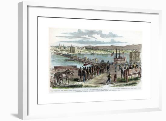 Union Volunteers Crossing the Ohio River, Cincinnati, Ohio, American Civil War, C1862-H Lovie-Framed Giclee Print