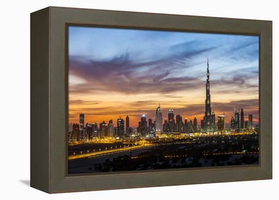 United Arab Emirates, Dubai-Gavin Hellier-Framed Premier Image Canvas