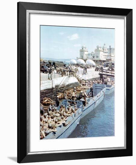 United States Army Troops Boarding a Landing Craft Infantry-null-Framed Photographic Print