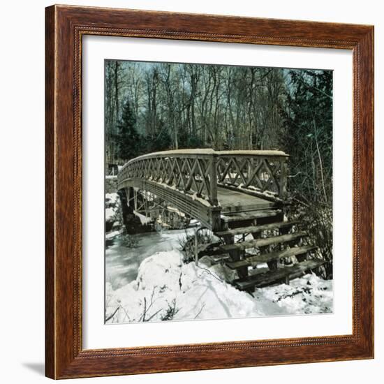 United States (Niagara), the Bridge at Luna Island-Leon, Levy et Fils-Framed Photographic Print