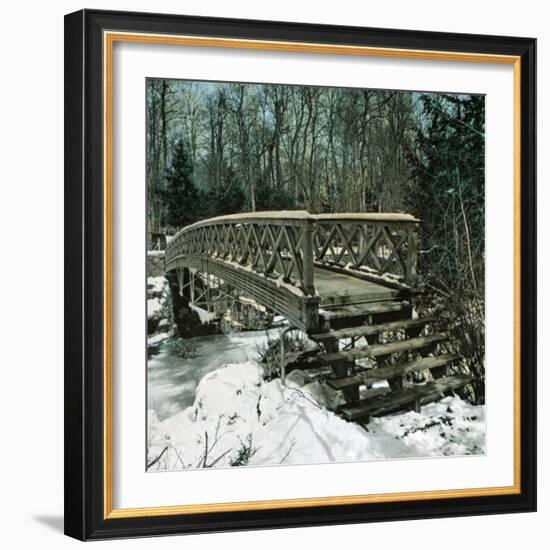 United States (Niagara), the Bridge at Luna Island-Leon, Levy et Fils-Framed Photographic Print