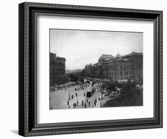 University in Vienna-null-Framed Photographic Print