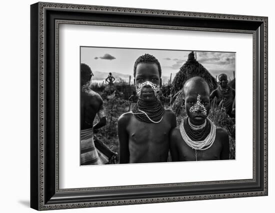 Untitled-Joxe Inazio Kuesta-Framed Photographic Print