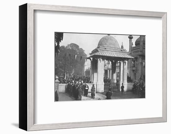 'Unveiling of the Indian Memorial Gateway by the Maharaja of Patiala, 26th October 1921', (1939)-Unknown-Framed Photographic Print