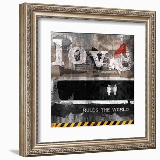 Urban Love-Sven Pfrommer-Framed Art Print