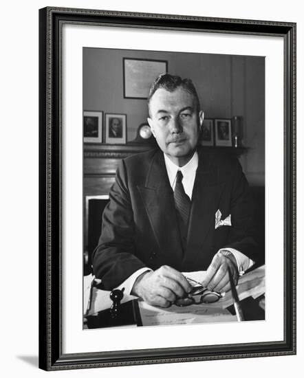 US Assisstant Attorney General Robert H. Jackson-Thomas D^ Mcavoy-Framed Premium Photographic Print