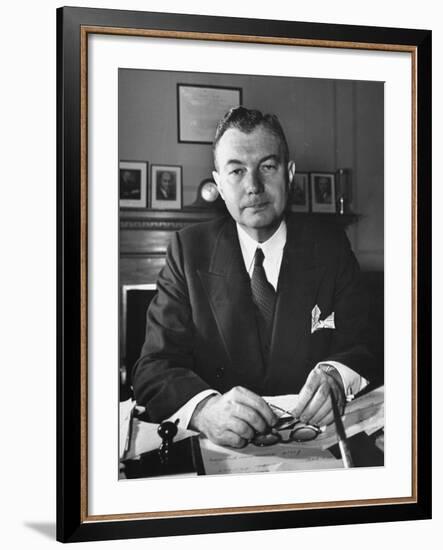 US Assisstant Attorney General Robert H. Jackson-Thomas D^ Mcavoy-Framed Premium Photographic Print