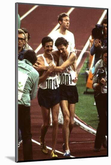 Us Frank Shorter, Winner of the Marathon, at 1972 Summer Olympic Games in Munich, Germany-John Dominis-Mounted Photographic Print