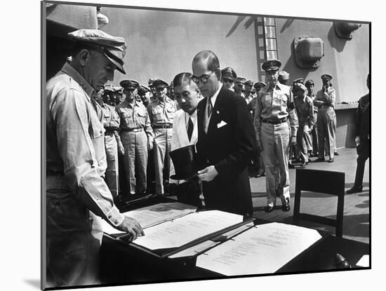 US General Sutherland Checks Official Surrender Documents, USS Missouri-Carl Mydans-Mounted Photographic Print