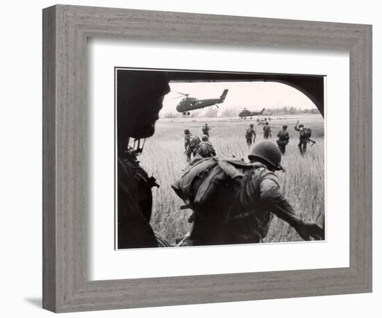 US Marines 163rd Helicopter Squadron Discharging South Vietnamese Troops for an Assault-Larry Burrows-Framed Photographic Print