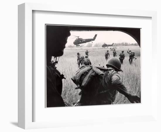 US Marines 163rd Helicopter Squadron Discharging South Vietnamese Troops for an Assault-Larry Burrows-Framed Photographic Print