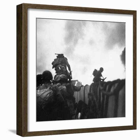 US Marines Making a Landing at Inchon-Hank Walker-Framed Photographic Print