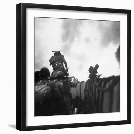 US Marines Making a Landing at Inchon-Hank Walker-Framed Photographic Print