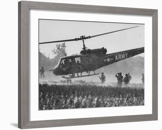 US Military Helicopters-Larry Burrows-Framed Photographic Print