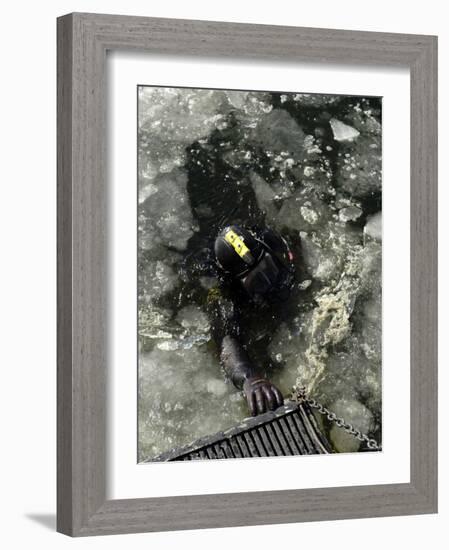 US Navy Diver Swims Back to the Dive Training Boat-Stocktrek Images-Framed Photographic Print