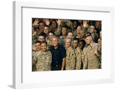 US Soldiers Gather around Pres. George W. Bush at Al Asad 