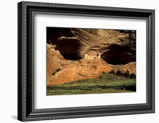 USA, Arizona, Canyon De Chelly National Monument, Mummy Cave Ruin in Canyon Del Muerto-Ann Collins-Framed Photographic Print