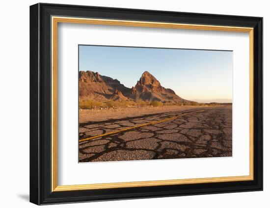 USA, Arizona, Route 66, Black Mountains, Street-Catharina Lux-Framed Photographic Print