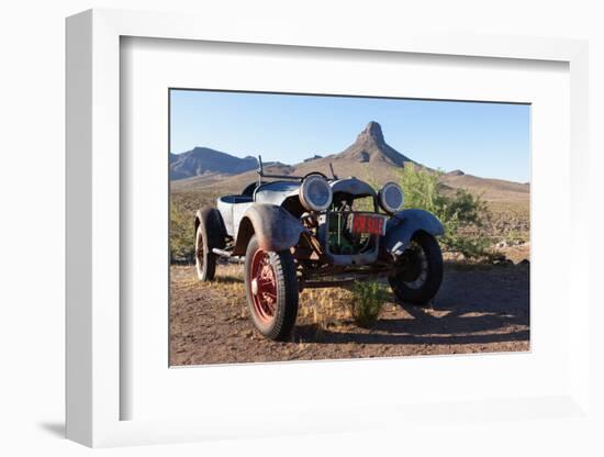 USA, Arizona, Route 66, Vintage Car-Catharina Lux-Framed Photographic Print