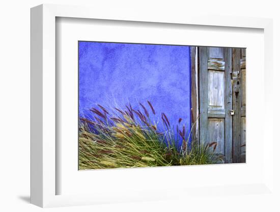 USA, Arizona, Tucson. Colorful wall and weathered door.-Jaynes Gallery-Framed Photographic Print