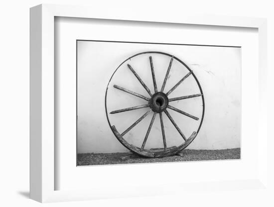 Usa, Arizona, Tucson, Tanque Verde Ranch, Old Wheel-Peter Hawkins-Framed Photographic Print