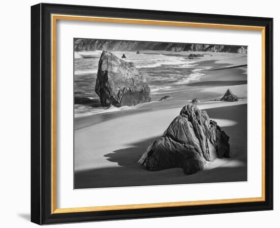 USA, California, Garrapata Beach-John Ford-Framed Photographic Print