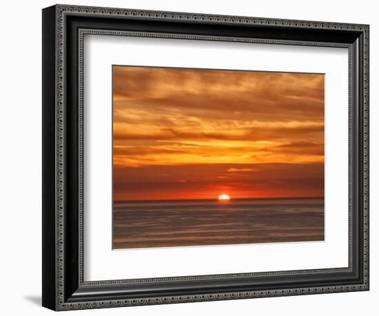 USA, California, La Jolla, Fiery sun drops into the Pacific Ocean-Ann Collins-Framed Photographic Print