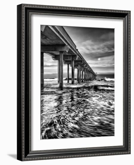 USA, California, La Jolla, Full Moon Setting at Dawn over Scripps Pier, La Jolla Shores-Ann Collins-Framed Photographic Print